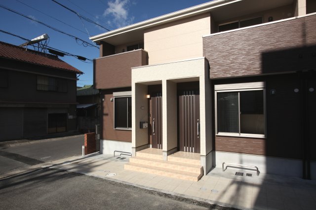 建物外観　写真はイメージです。 色仕様は現状優先となります。