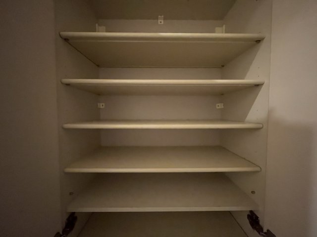 収納　イメージとして同建物他部屋を表示しています