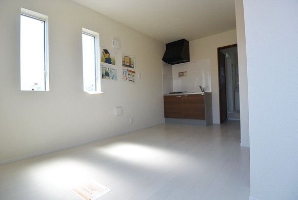 居室・リビング　★角部屋で日当たり良好です★