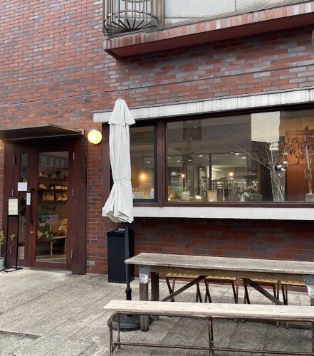 飲食店　FLOTO(フロート)（飲食店）まで223m