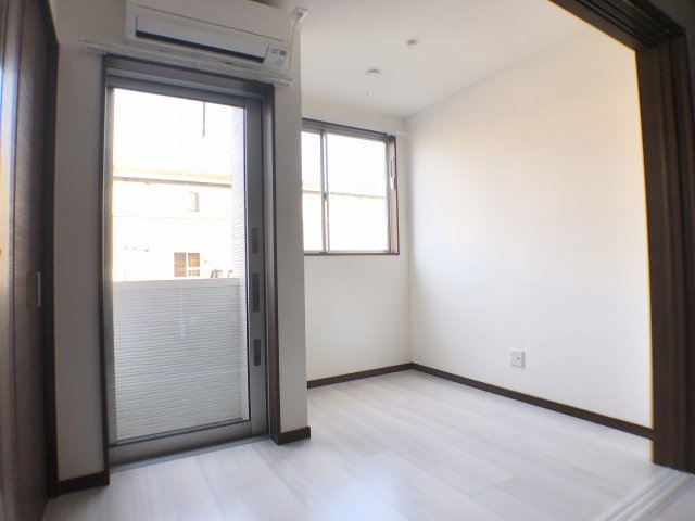 居室・リビング　写真は同型タイプのお部屋です★