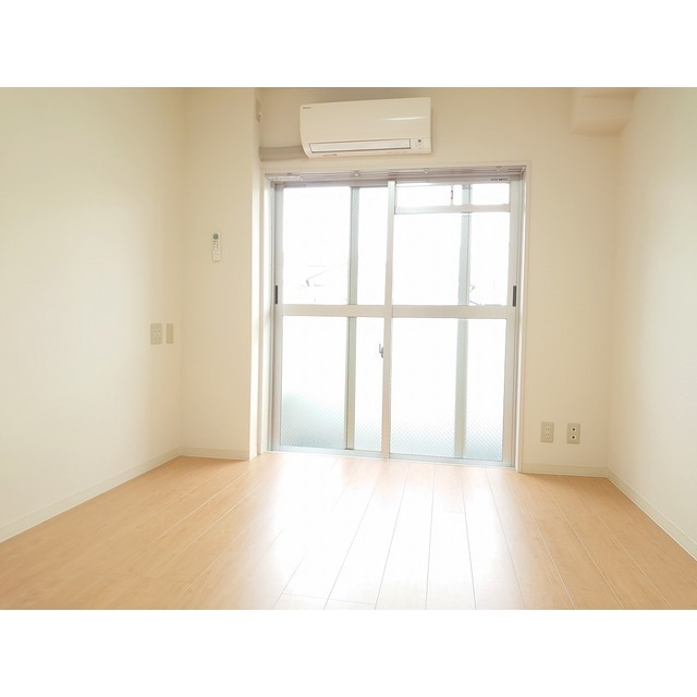 居室・リビング　居室※別部屋参考写真