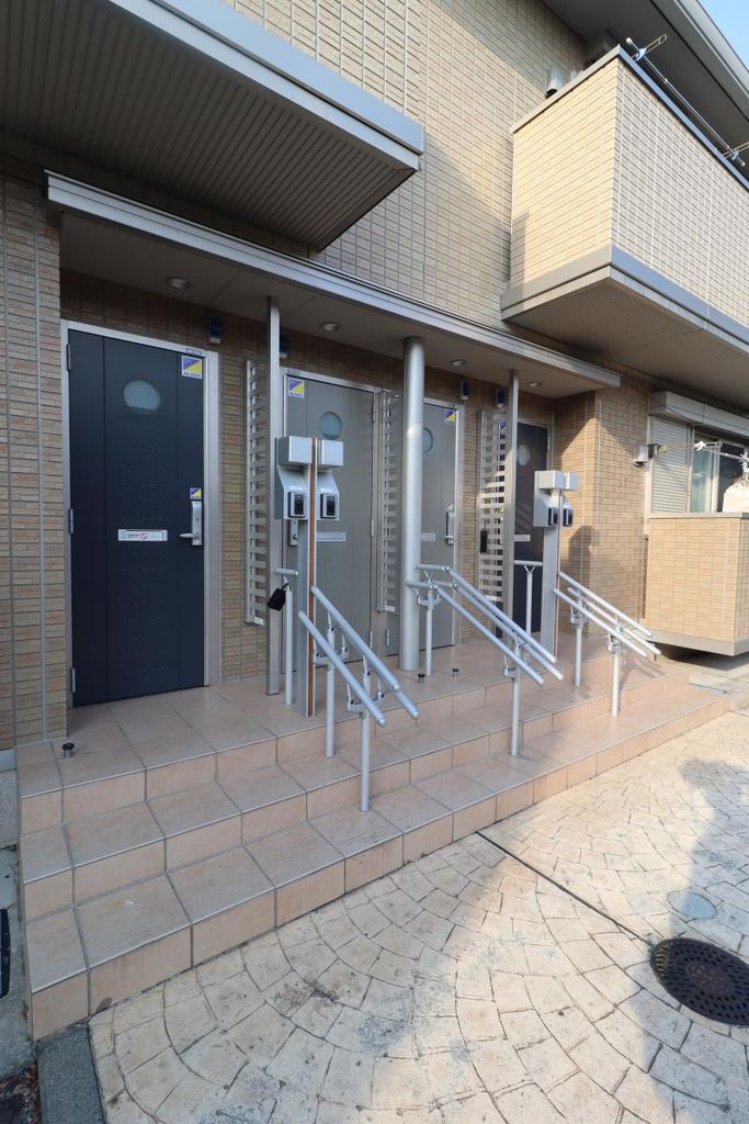 エントランス　エントランス