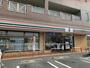 コンビニ　セブンイレブン豊橋新栄店（コンビニ）まで751m