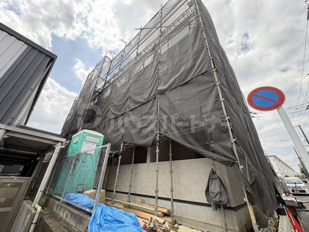 バルコニー　駐車場