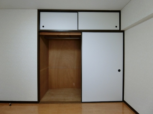 収納　同タイプ別室の写真です。