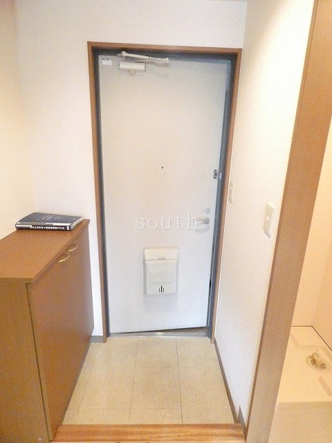 玄関　シューズＢＯＸ付きの玄関