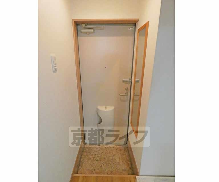 玄関　玄関です。