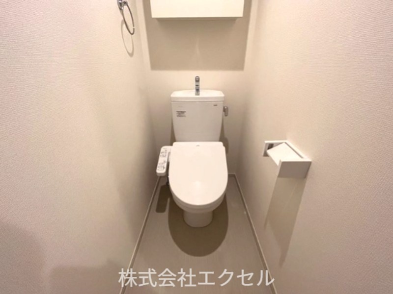 トイレ　温水洗浄便座付きのトイレ♪