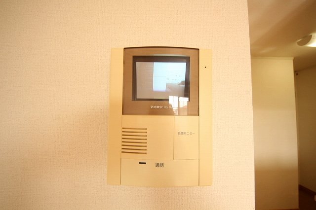 セキュリティ　モニター付きインターホンです