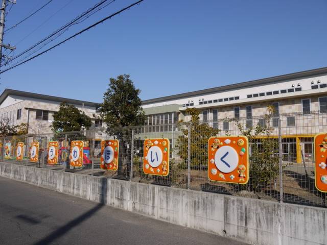 幼稚園・保育園　昭和保育園（幼稚園・保育園）まで557m