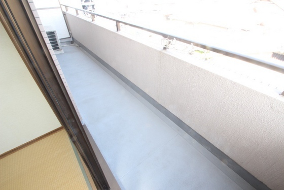 バルコニー　※別部屋の写真です