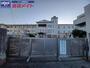 小学校　津市立成美小学校（小学校）まで454m