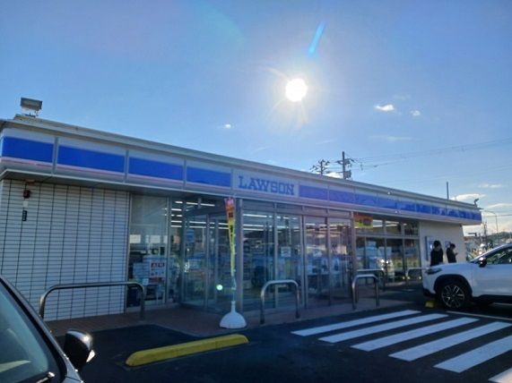 コンビニ　ローソン利府飯土井店（コンビニ）まで1800m