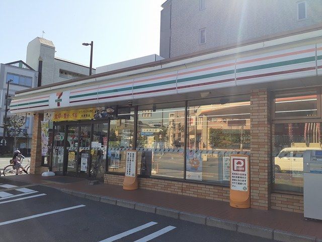 コンビニ　セブンイレブン京都下鴨高木町店（コンビニ）まで181m