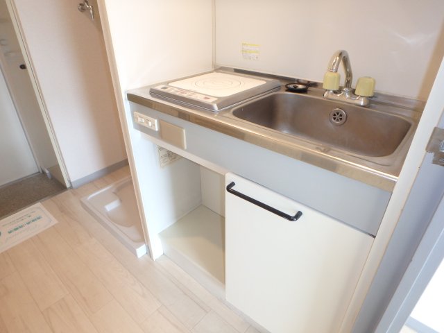 キッチン　他のお部屋の参考写真となります。