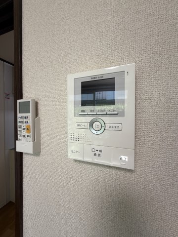 セキュリティ　モニター付きインターホン♪
