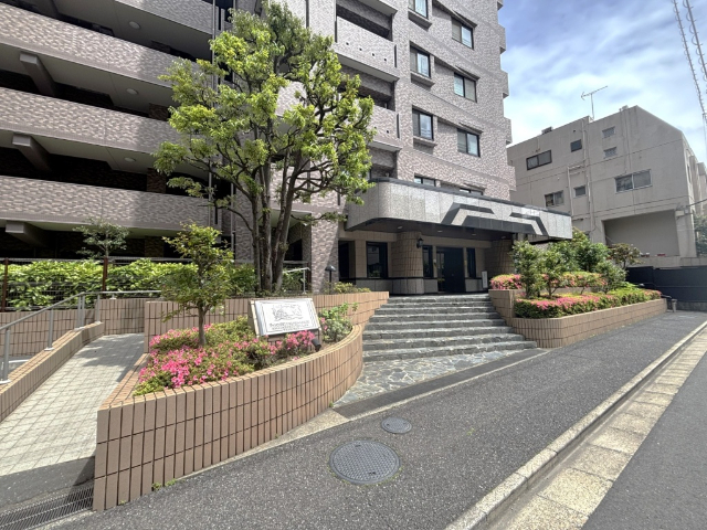 エントランス　アプローチ