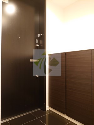 玄関　別部屋の参考写真となります