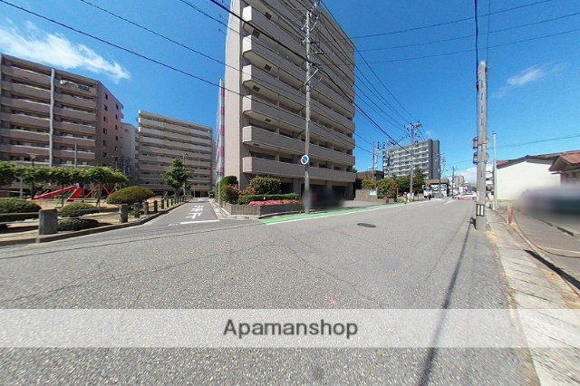 その他　前面道路（その他）まで0m