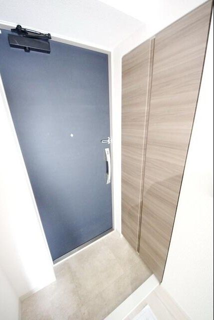 玄関　同タイプの間取り部屋の写真です