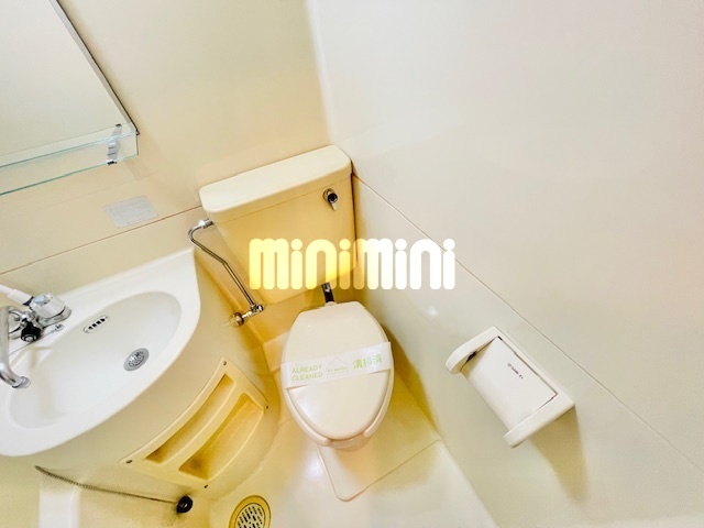 トイレ　清潔感のあるトイレです。