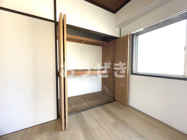 収納　?