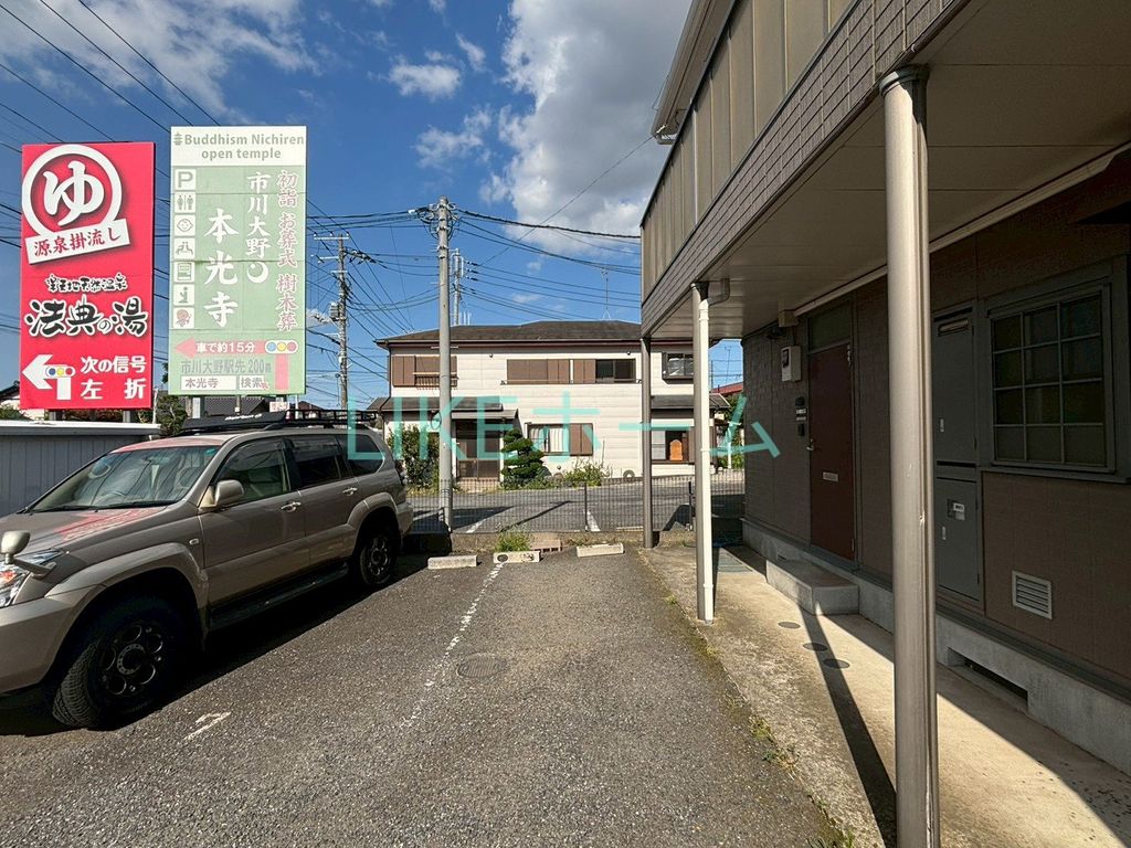 駐車場　駐車場