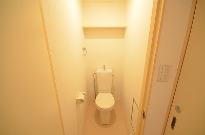 トイレ　WC