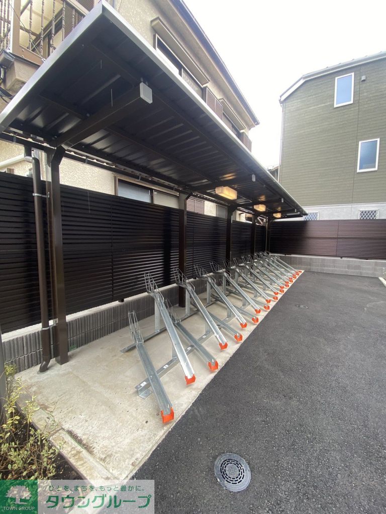 駐車場　駐車場
