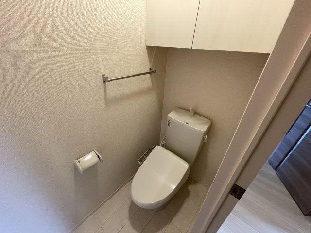 トイレ　シャワー付暖房便座