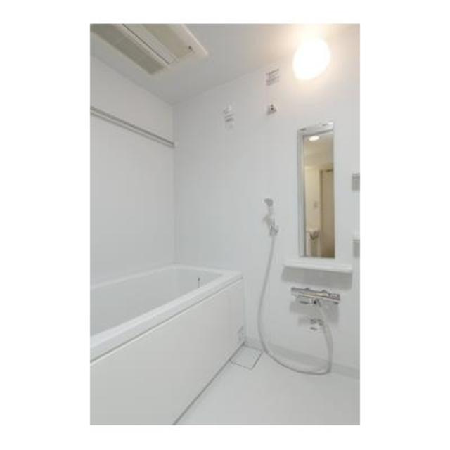 バス・シャワールーム　※写真は同タイプ住戸です。