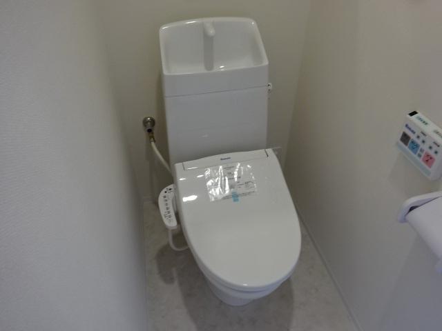 トイレ　シャワー付トイレ