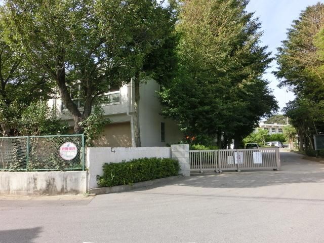 中学校　小中台中学校（中学校）まで460m