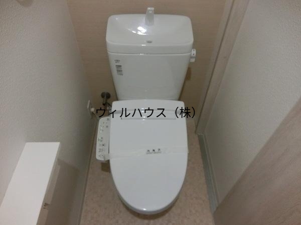 トイレ　ウォシュレット付き！