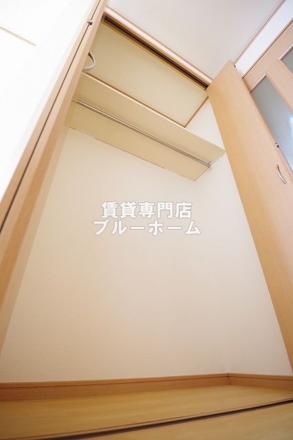 収納　奥行きのあるクローゼット！