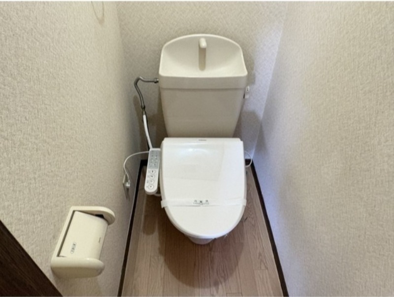 トイレ　図面と現状に相違がある場合には現状を優先
