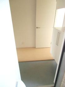 玄関　※他部屋参照
