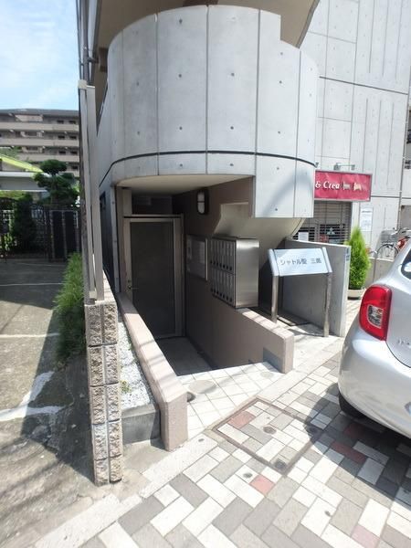 エントランス　★エントランス★