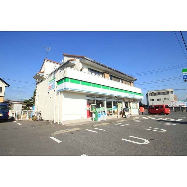 コンビニ　ファミリーマート神立中央一丁目店（コンビニ）まで70m