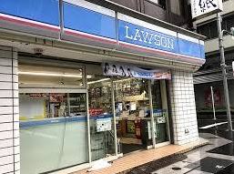 コンビニ　ローソン日本橋三丁目店（コンビニ）まで153m