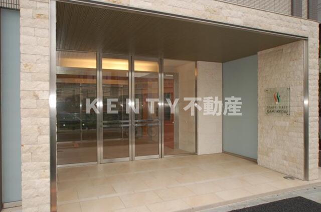 エントランス　建物の内部です
