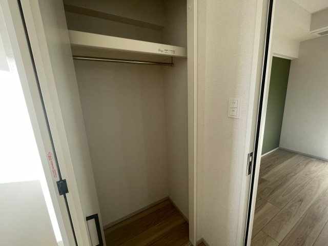 収納　写真は、他部屋の同間取りとなっております。