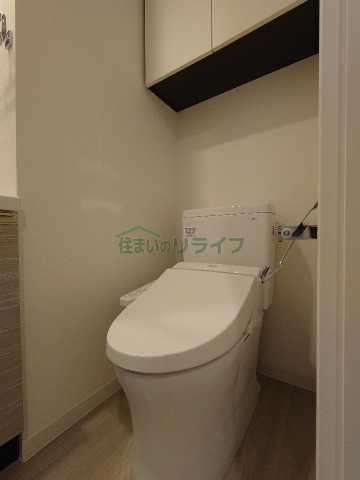 トイレ　別部屋引用
