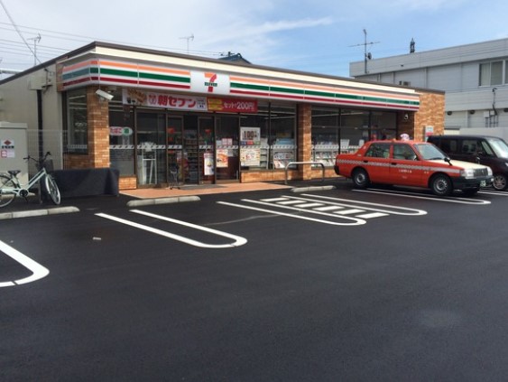 コンビニ　セブンイレブン 日野神明4丁目店（コンビニ）まで454m