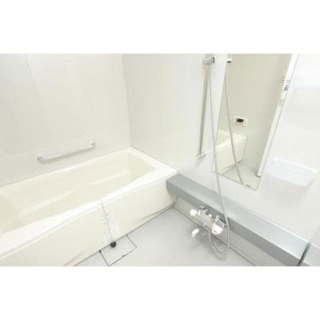 バス・シャワールーム　※写真は同タイプ住戸です。