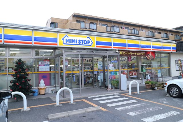 コンビニ　ミニストップ市川田尻3丁目店（コンビニ）まで168m