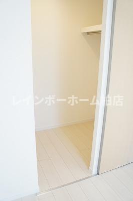 収納　ウォークインクローゼットです