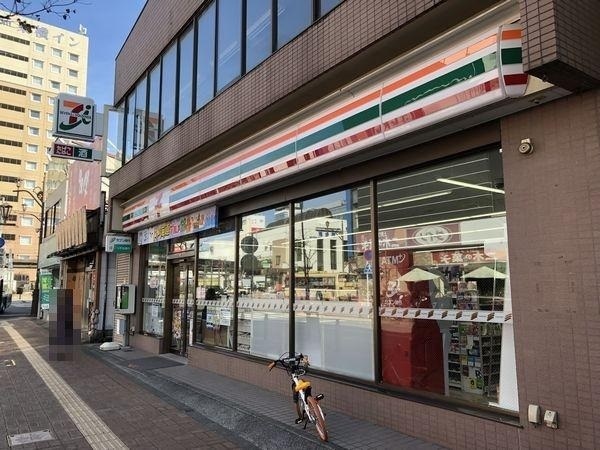コンビニ　セブンイレブン福生牛浜駅南店（コンビニ）まで316m