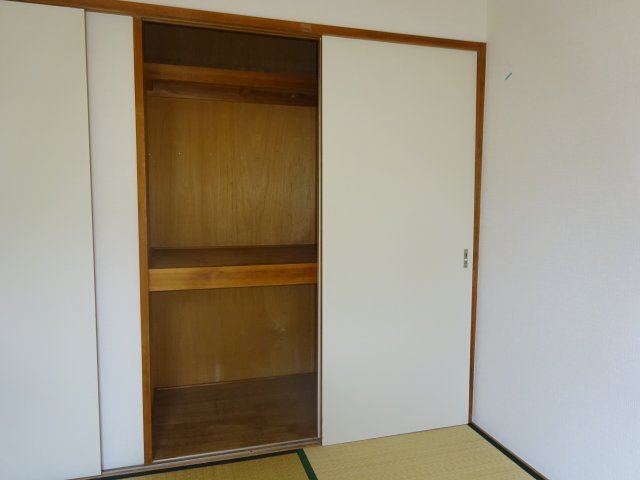 収納　写真は別部屋、参考写真になります